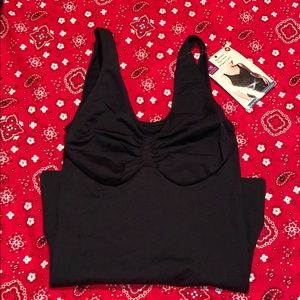 🍀Bobbie Brooks Seamless Non-Wire Shaper Cami🍀